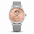 Montre rose avec affichage des phases de lune